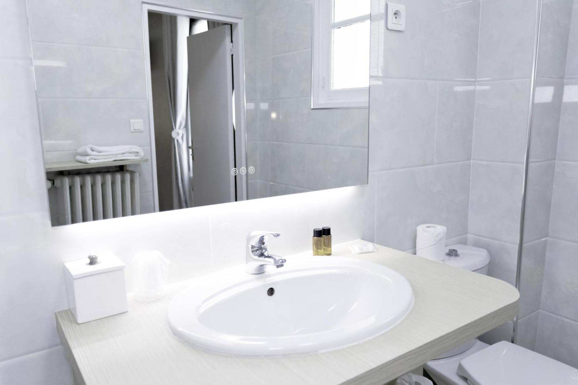 Le Saint Louis Hotel Amiens Ngoại thất bức ảnh
