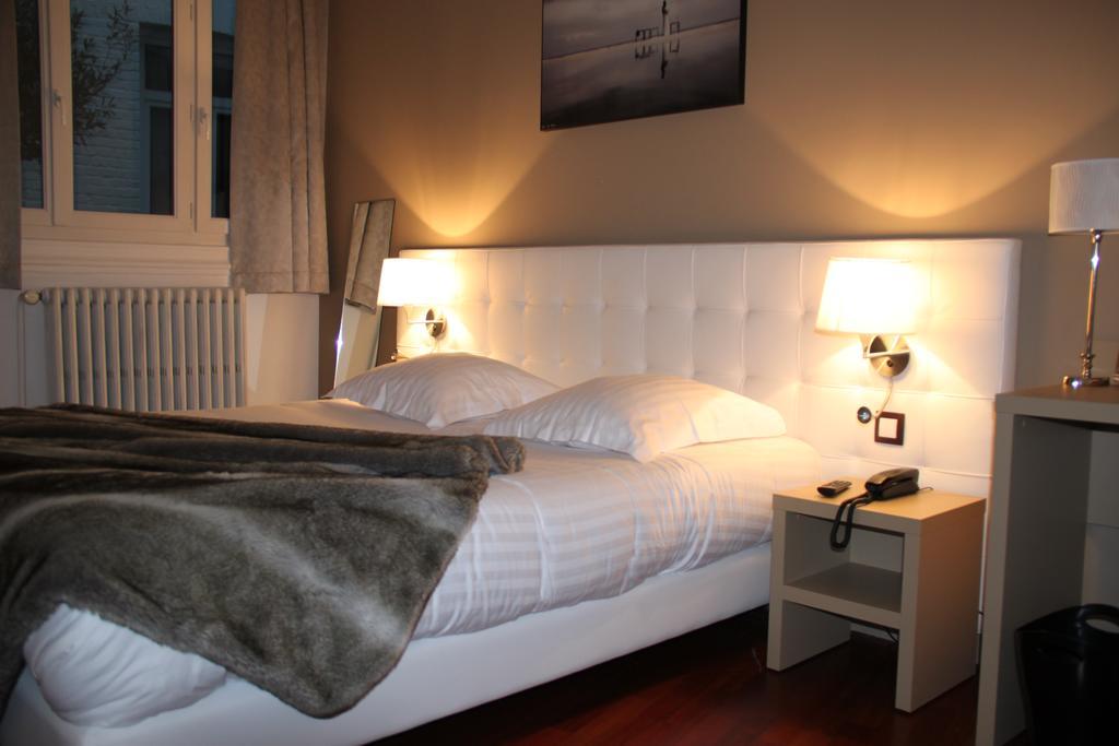Le Saint Louis Hotel Amiens Phòng bức ảnh