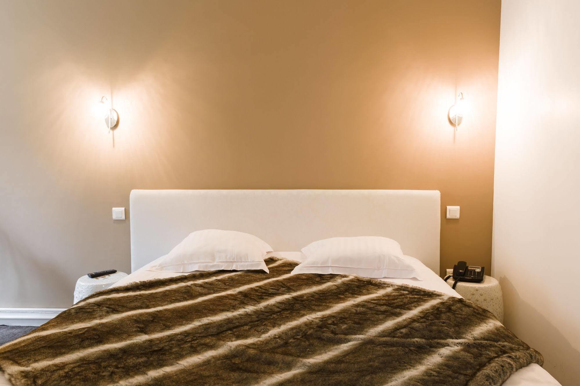 Le Saint Louis Hotel Amiens Ngoại thất bức ảnh