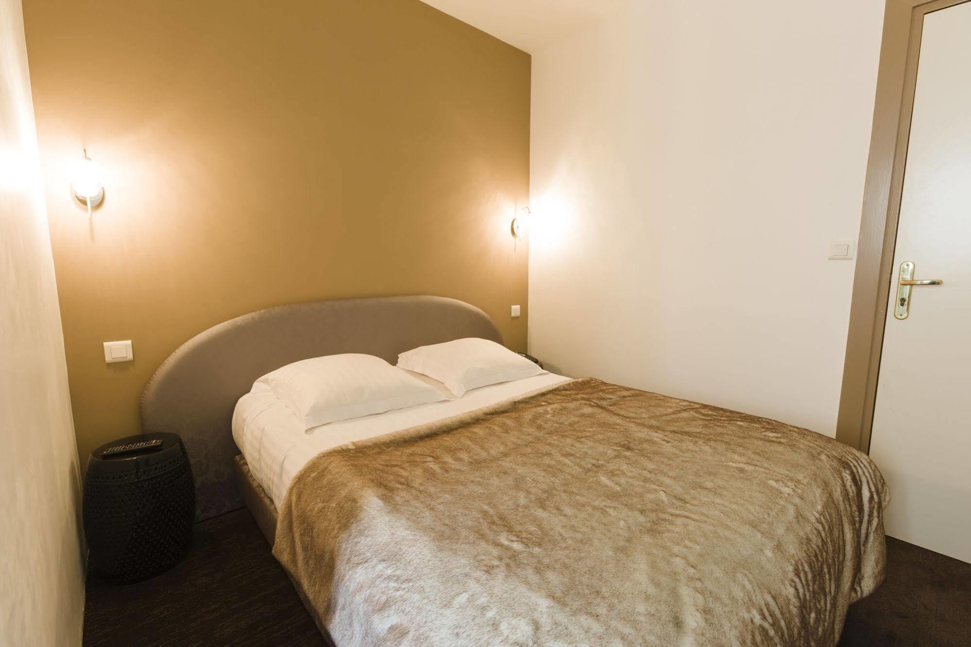 Le Saint Louis Hotel Amiens Ngoại thất bức ảnh